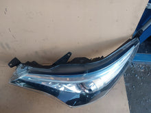 Laden Sie das Bild in den Galerie-Viewer, Frontscheinwerfer Toyota Avensis LED Ein Stück (Rechts oder Links) Headlight SCH2760565023yz