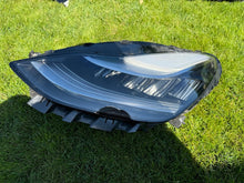 Laden Sie das Bild in den Galerie-Viewer, Frontscheinwerfer Tesla Model 3 1077375-40-B LED Links Scheinwerfer Headlight
