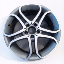 Laden Sie das Bild in den Galerie-Viewer, 1x Alufelge 18 Zoll 8.0&quot; 5x112 45ET A2074012502 Mercedes-Benz Coupe Rim Wheel