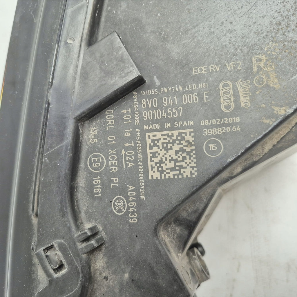 Frontscheinwerfer Audi A3 8V0941006E Xenon Rechts Scheinwerfer Headlight