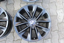 Laden Sie das Bild in den Galerie-Viewer, 4x Alufelge 18 Zoll 8.0" 5x120 43ET Glanz Silber 6787578 BMW F26 X3 F25 FEL4522719632cd