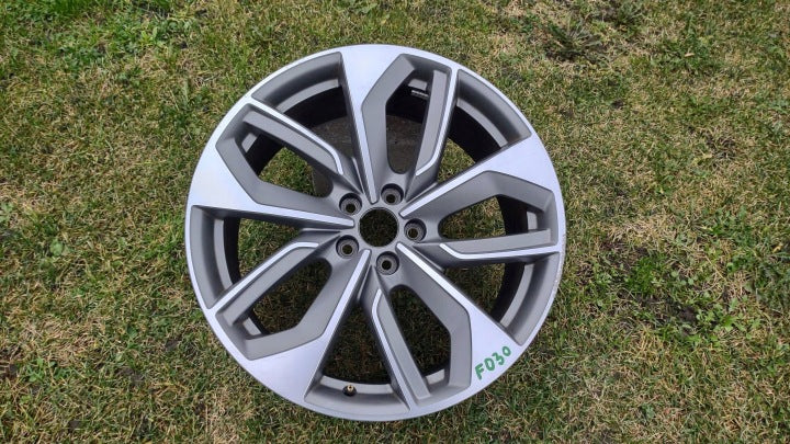 1x Alufelge 20 Zoll 9.0" 5x112 38ET 4KE601025E Audi E-Tron Rim Wheel FEL9179609564jn