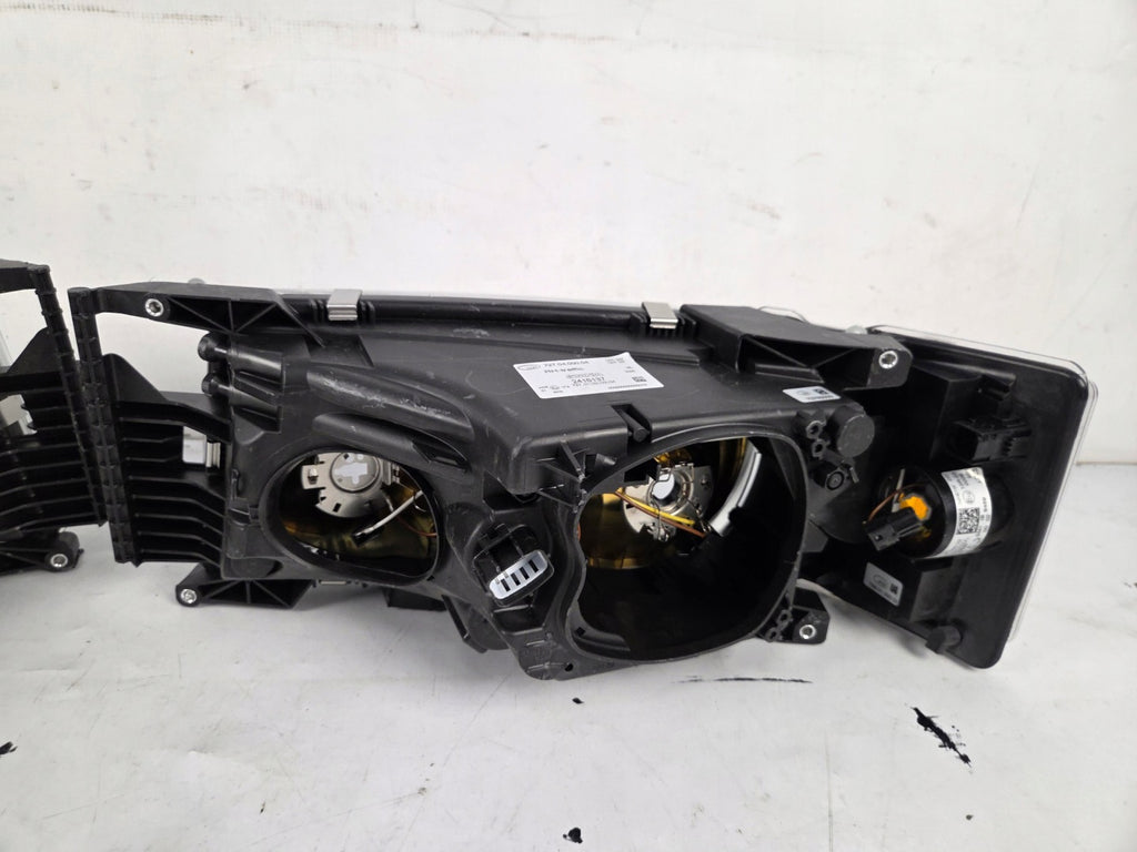 Frontscheinwerfer Man 2416137 2416136 LED Ein Satz Scheinwerfer Headlight SCH1171214008zj