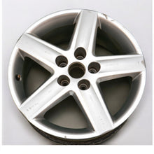 Load image into Gallery viewer, 1x Alufelge 17 Zoll 7.5&quot; 5x112 45ET Glanz Silber 4F0601025AF Audi C6 Rim Wheel