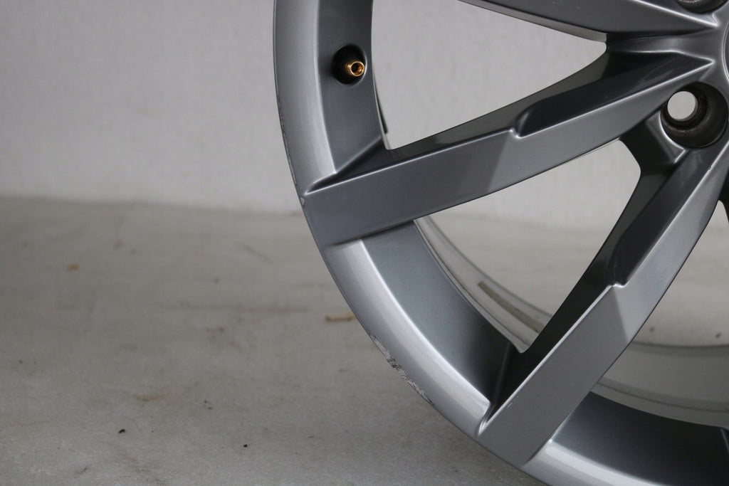 1x Alufelge 18 Zoll 8.0" 5x112 3G0601025Q VW Passat B8 Rim Wheel