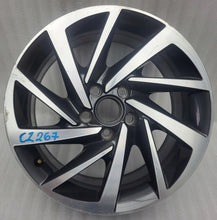 Load image into Gallery viewer, 1x Alufelge 17 Zoll 7.0" 5x112 40ET Glanz Silber 5NA601025P Mg Tiguan Rim Wheel FEL3742539712sw