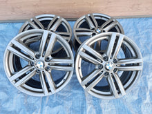 Laden Sie das Bild in den Galerie-Viewer, 4x Alufelge 18 Zoll 7.5" 5x120 45ET 7845852 7845853 BMW 2 F22 1 F21 F23 FEL1792230827pe