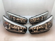 Laden Sie das Bild in den Galerie-Viewer, Frontscheinwerfer Kia Ceed 92101-A2220 Ein Stück (Rechts oder Links) Headlight