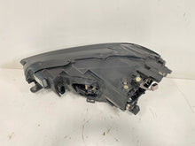 Laden Sie das Bild in den Galerie-Viewer, Frontscheinwerfer VW Golf VII Sportsvan I 517941032B Xenon Rechts Headlight SCH8623318098qz