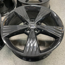 Laden Sie das Bild in den Galerie-Viewer, 4x Alufelge 19 Zoll 8.0" 5x112 45ET Glanz Schwarz 89A601025B Audi E-Tron FEL6026317354nq