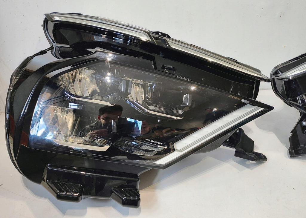 Frontscheinwerfer Citroën C4 III 73374698 73374697 Ein Satz Headlight SCH8414825515sf