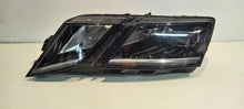 Laden Sie das Bild in den Galerie-Viewer, Frontscheinwerfer Skoda Octavia III 5E1941015F Full LED Links Headlight SCH3397117952fl