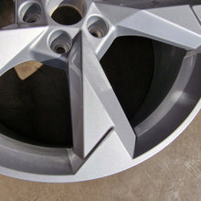 Load image into Gallery viewer, 1x Alufelge 19 Zoll 7.5&quot; 5x112 43ET 83A601025 Audi Rim Wheel