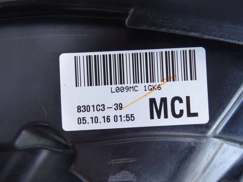 Frontscheinwerfer Mitsubishi Lancer I 8301C339 0510160155 Rechts oder Links