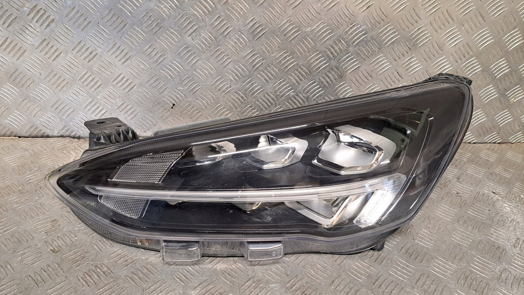 Frontscheinwerfer Ford Focus MX7B-13E015-EB Links Scheinwerfer Headlight SCH9684962044ts