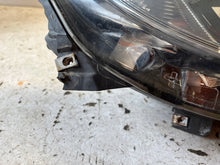 Laden Sie das Bild in den Galerie-Viewer, Frontscheinwerfer Opel Astra J 13371596 Rechts Scheinwerfer Headlight SCH9441465175zc
