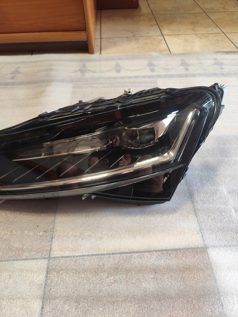 Frontscheinwerfer Skoda Superb 3V1941015D Ein Stück (Rechts oder Links) SCH5725843115qr
