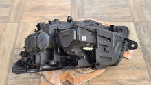 Laden Sie das Bild in den Galerie-Viewer, Frontscheinwerfer VW T6 7L1941036D Rechts Scheinwerfer Headlight