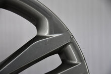 Load image into Gallery viewer, 1x Alufelge 17 Zoll 7.0" 5x114.3 53ET Glanz Silber 52910A5800 Hyundai I FEL5966692751cs