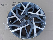 Load image into Gallery viewer, 1x Alufelge 18 Zoll 7.5&quot; 5x114.3 50ET Glanz Graphit 52910-CM300 Hyundai Kona Mg