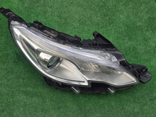 Laden Sie das Bild in den Galerie-Viewer, Frontscheinwerfer Peugeot 2008 9815403080 LED Rechts Scheinwerfer Headlight SCH9820750803jn