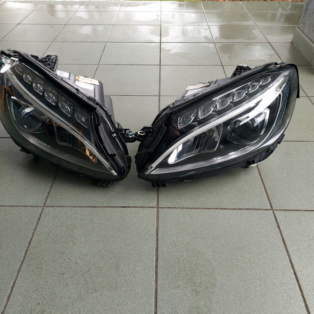 Frontscheinwerfer Mercedes-Benz A2059062604 FULL LED Rechts oder Links