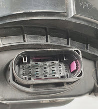 Load image into Gallery viewer, Frontscheinwerfer Ford Mondeo Xenon Links Scheinwerfer Headlight