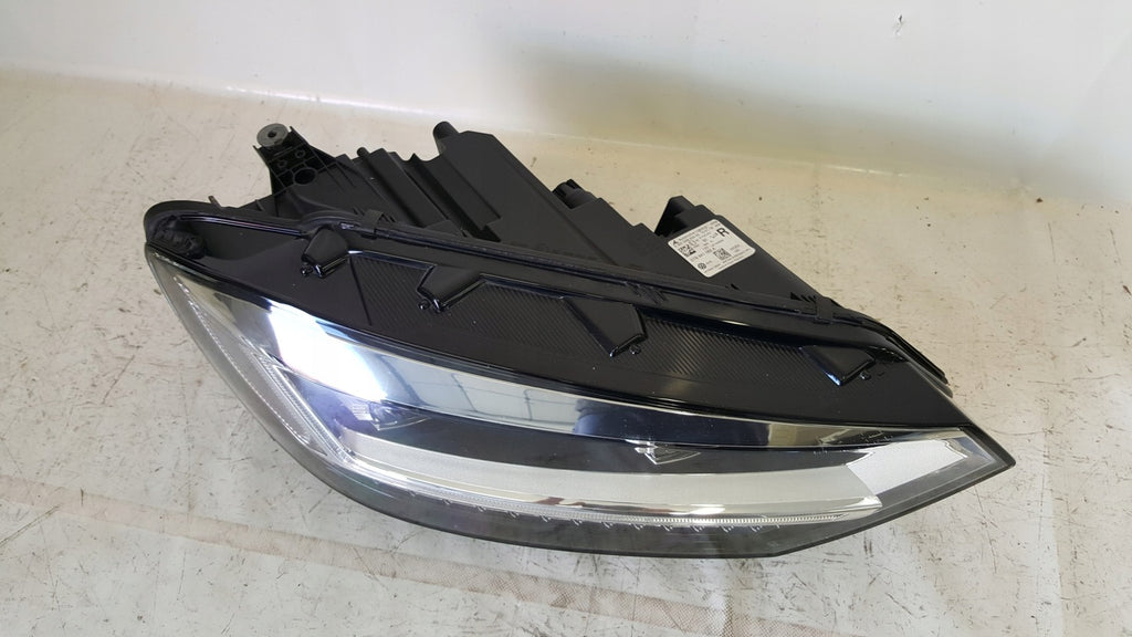 Frontscheinwerfer VW Touran 5TB941082A LED Rechts Scheinwerfer Headlight