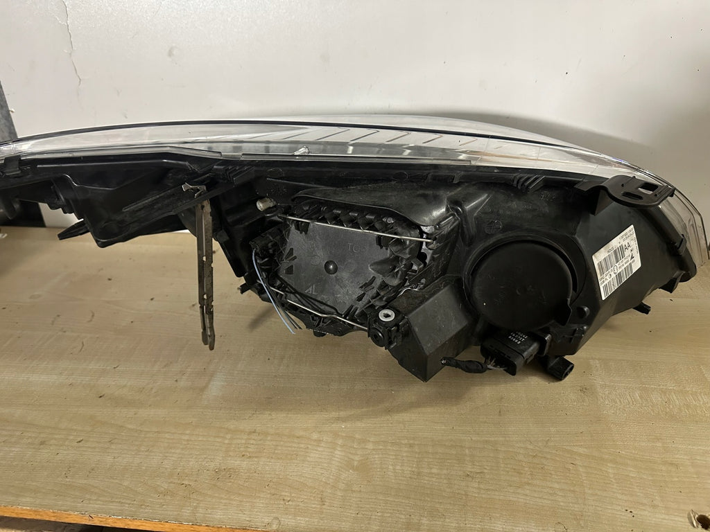 Frontscheinwerfer Renault Megane III Links Scheinwerfer Headlight SCH6741817527wl