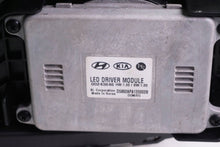 Laden Sie das Bild in den Galerie-Viewer, Frontscheinwerfer Kia Stonic 00243646 Full LED Rechts Scheinwerfer Headlight