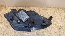 Laden Sie das Bild in den Galerie-Viewer, Frontscheinwerfer Audi A3 Hrv Hr-V 8Y0941035F Full LED Rechts oder Links SCH2820972289pj