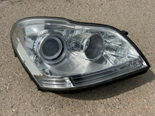 Laden Sie das Bild in den Galerie-Viewer, Frontscheinwerfer Mercedes-Benz X164 Rechts Scheinwerfer Headlight SCH8931499668zp