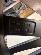 Laden Sie das Bild in den Galerie-Viewer, 1x Alufelge 20 Zoll 8.0" 5x120 46ET Zum Streichen 6898042 BMW Rim Wheel FEL7486396805vo