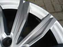 Load image into Gallery viewer, 1x Alufelge 19 Zoll 8.0&quot; 5x112 39ET Glanz Silber 4K0601025 Audi A6 C8 Rim Wheel