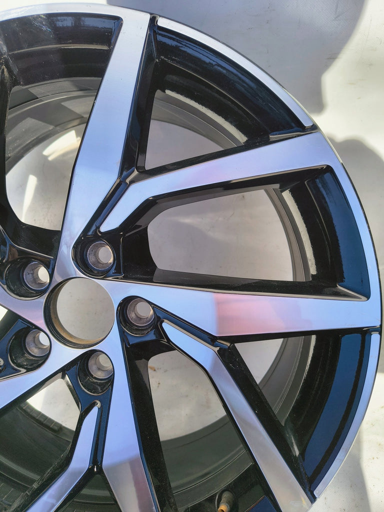 1x Alufelge 18 Zoll 7.5" 5x108 45ET 32209776 Volvo S60 V60 Rim Wheel