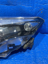 Load image into Gallery viewer, Frontscheinwerfer Renault Laguna III 260601102R LED Links Scheinwerfer Headlight