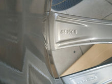 Load image into Gallery viewer, 1x Alufelge 18 Zoll 8.0" 5x120 52ET Matt Silber 6796217 BMW 1 F21 F20 Rim Wheel FEL5732086347er