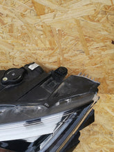 Laden Sie das Bild in den Galerie-Viewer, Frontscheinwerfer Seat Ateca 576941007D Links Scheinwerfer Headlight