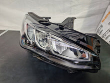 Laden Sie das Bild in den Galerie-Viewer, Frontscheinwerfer BMW 2 Active Tourer 5A42244 Rechts Scheinwerfer Headlight SCH7617161736ya