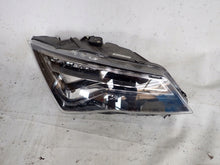 Load image into Gallery viewer, Frontscheinwerfer Seat Ateca 576941008 Xenon Ein Stück (Rechts oder Links)