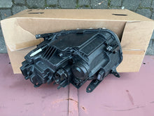 Laden Sie das Bild in den Galerie-Viewer, Frontscheinwerfer Dacia Duster LED Rechts Scheinwerfer Headlight SCH3904244855hb