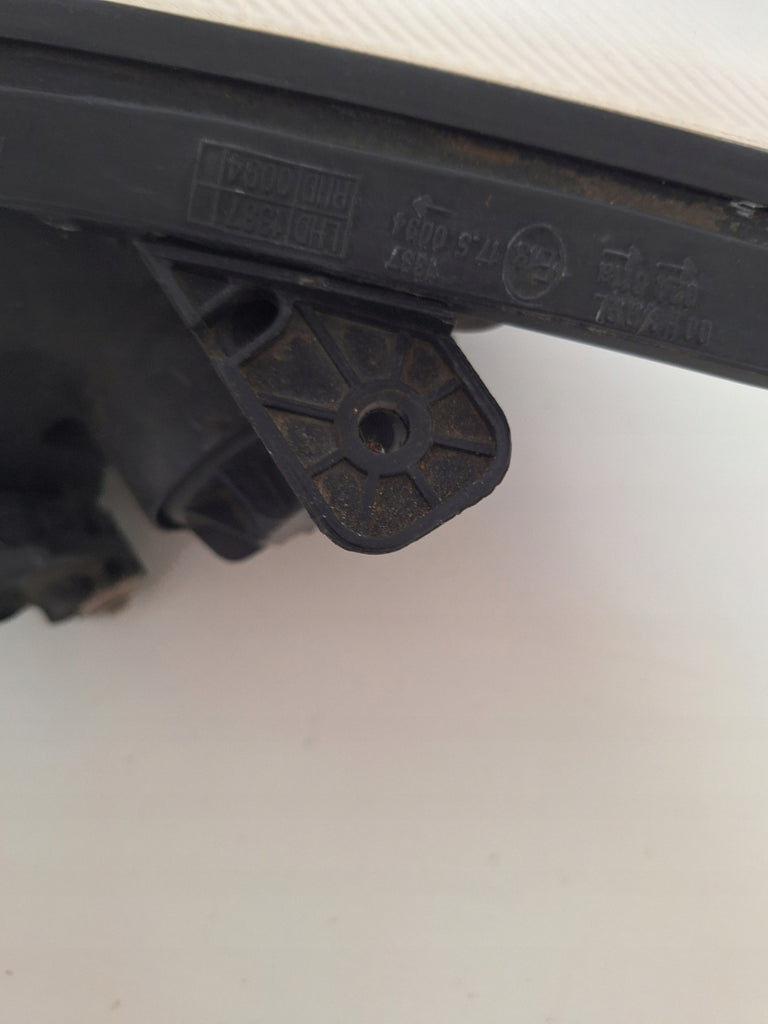 Frontscheinwerfer Citroën Sportage II Rechts Scheinwerfer Headlight SCH7786658081ah
