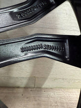 Load image into Gallery viewer, 1x Alufelge 19 Zoll 8008616 BMW X1 F48 Rim Wheel FEL5556890473un
