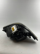 Laden Sie das Bild in den Galerie-Viewer, Frontscheinwerfer Mercedes-Benz Sprinter A9068200961 Xenon Links Headlight SCH2388974480uw