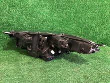 Load image into Gallery viewer, Frontscheinwerfer Toyota Yaris K0-8EU FULL LED Rechts Scheinwerfer Headlight