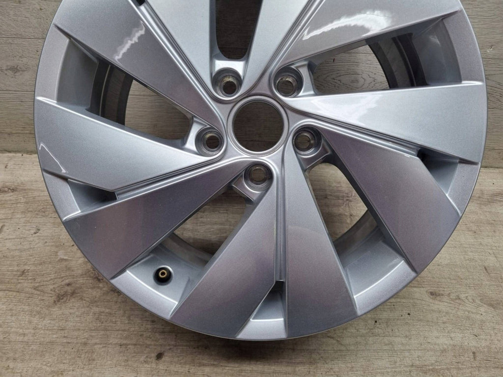 1x Alufelge 17 Zoll 5x112 5H0601025C VW Golf Viii Rim Wheel FEL3171725495ll
