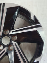 Laden Sie das Bild in den Galerie-Viewer, 1x Alufelge 18 Zoll 7.0&quot; 5x114.3 38ET Mitsubishi Outlander Eclipse Cross