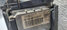 Load image into Gallery viewer, Frontscheinwerfer VW Passat 3C0941751K Bi-Xenon Links Scheinwerfer Headlight SCH3951267896op