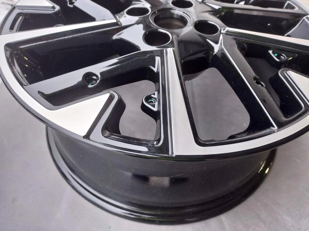 1x Alufelge 17 Zoll 7.0" 4x108 32ET 672044871 Opel Corsa F Rim Wheel FEL2530919839zu
