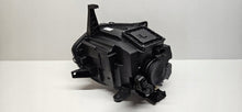 Laden Sie das Bild in den Galerie-Viewer, Frontscheinwerfer Renault Twingo III 260602593 Links Scheinwerfer Headlight SCH2741915075gw